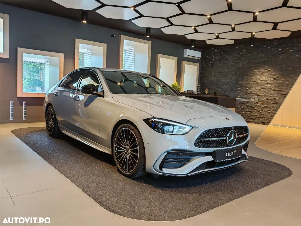 Mercedes-Benz C 300 MHEV 4MATIC - 3