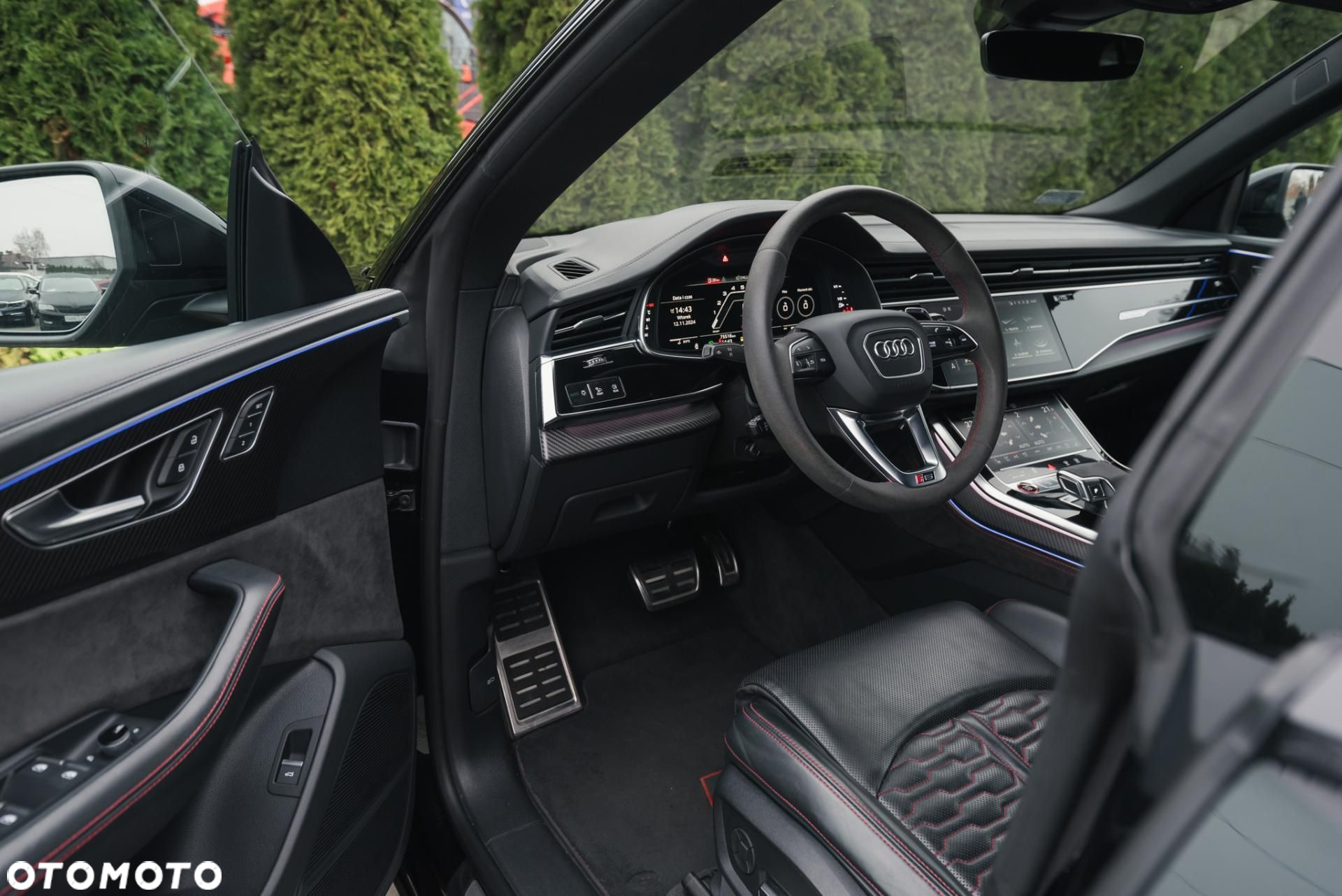 Audi RS Q8 - 9