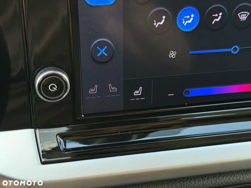 Ford Tourneo Connect 2.0 EcoBlue Titanium - 20