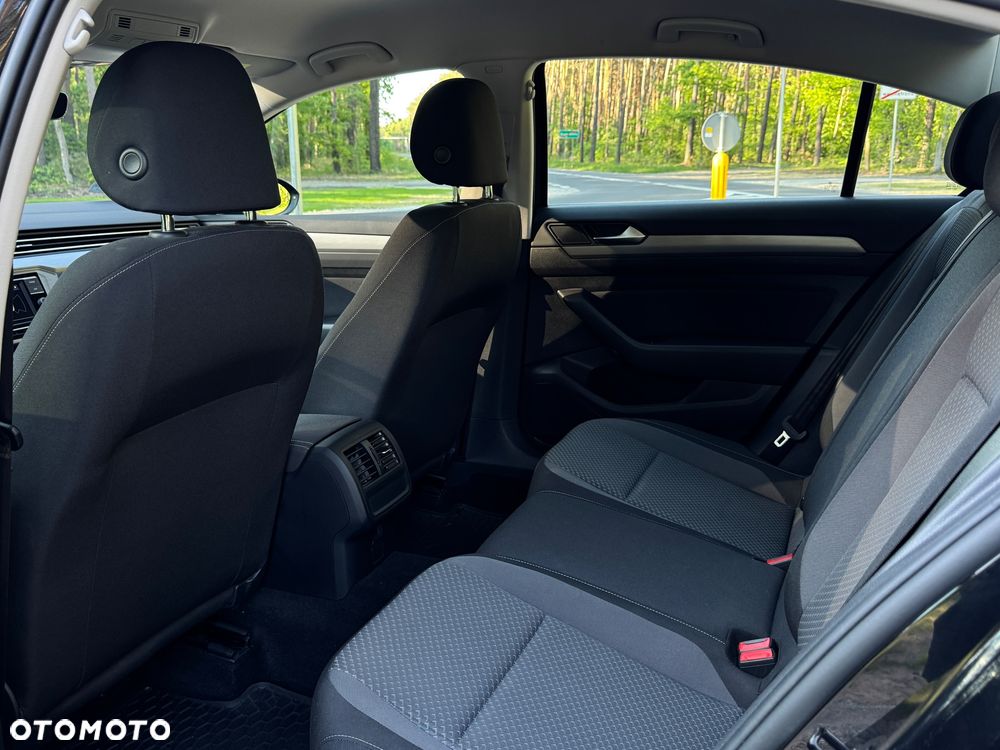 Volkswagen Passat 1.5 TSI EVO Essence - 13