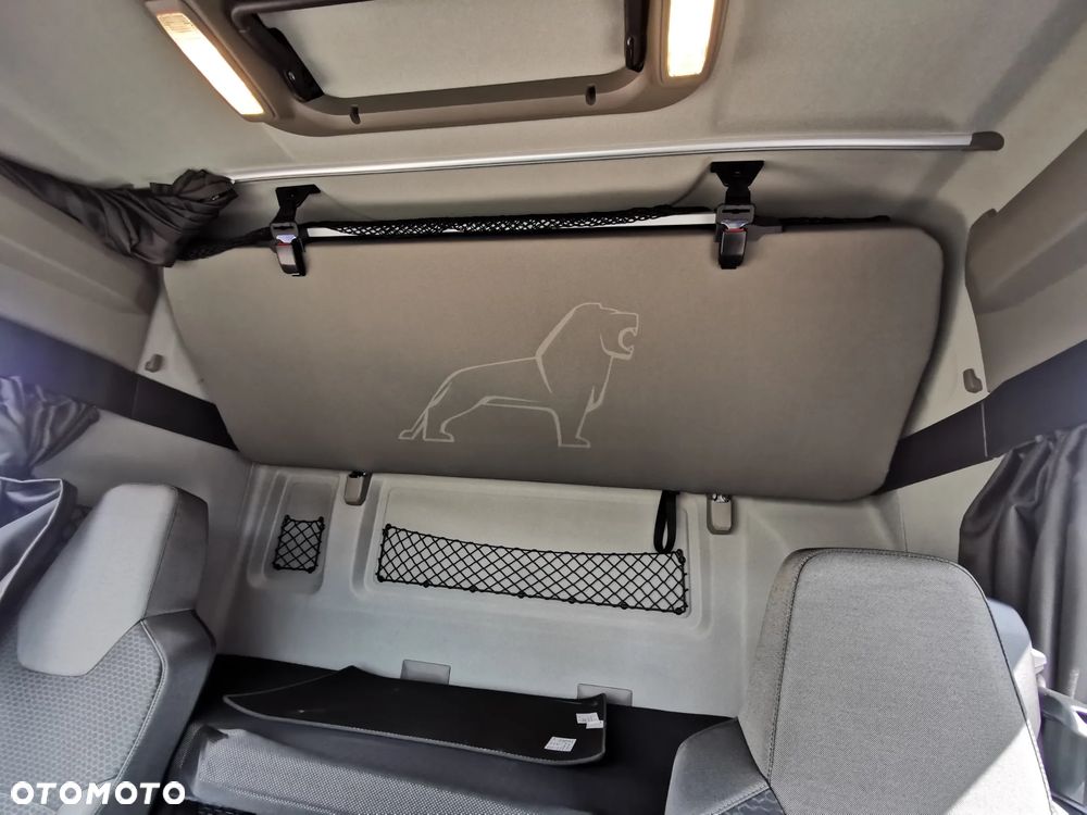 MAN MAN TGL 12.250 4x2 BL CH - 11