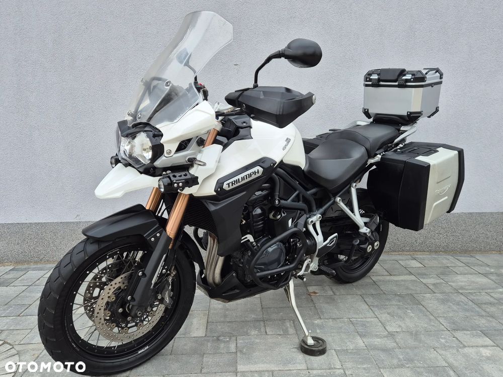 Triumph Tiger - 2