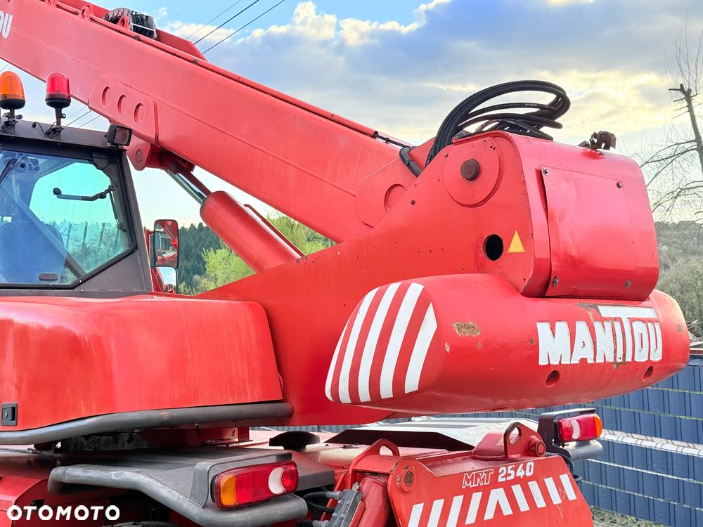 Manitou * Ładowarka Teleskopowa * Manitou MRT 2540 * Obrotowa * 25m * 4 Tony * Sterowanie z Pilota * UDT * - 13