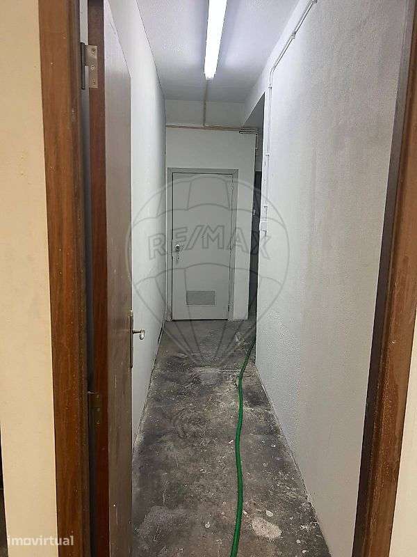 Armazém  para arrendamento - Grande imagem: 2/16