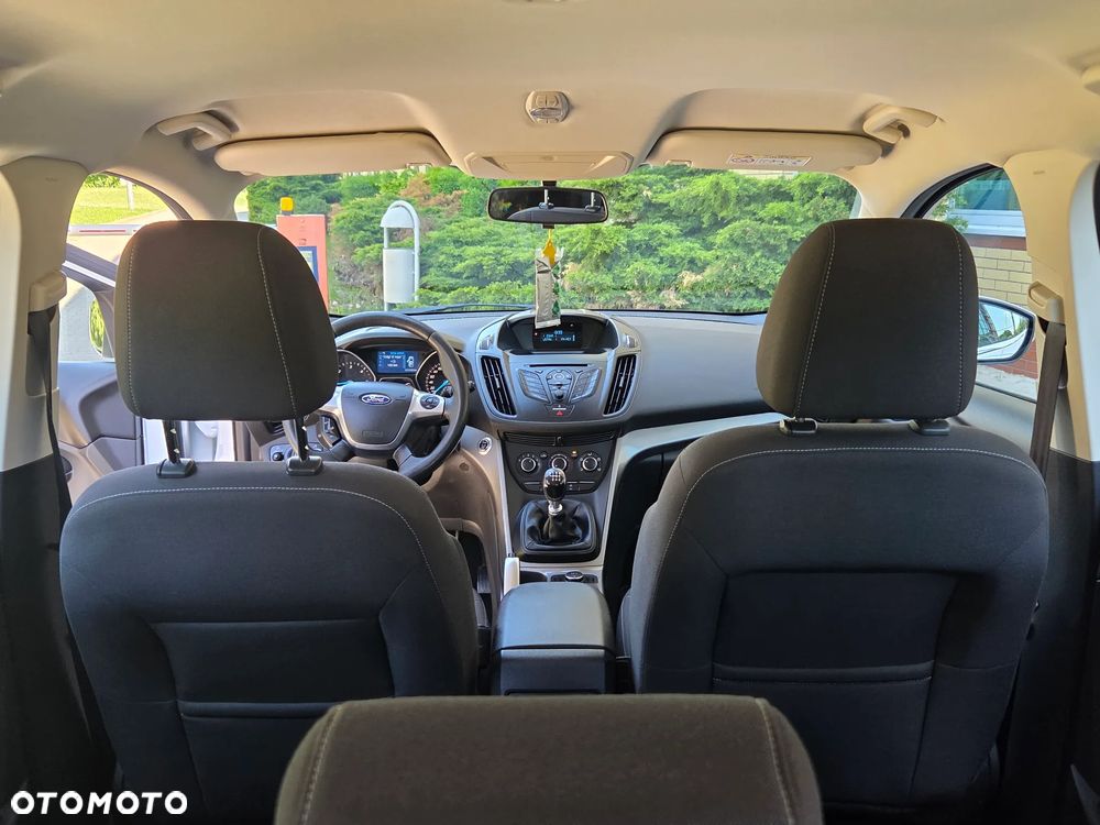 Ford Kuga 2.0 TDCi 4x4 Trend - 30