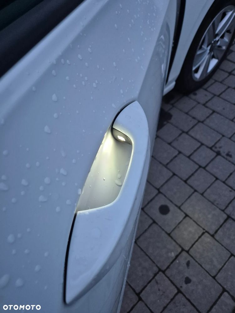 Volkswagen Golf 2.0 TDI SCR Energy - 22