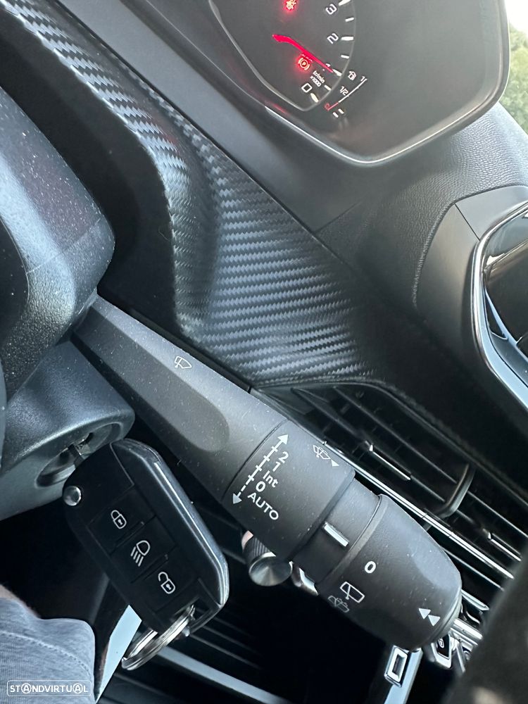 Peugeot 2008 BlueHDi 110 Active Pack - 16