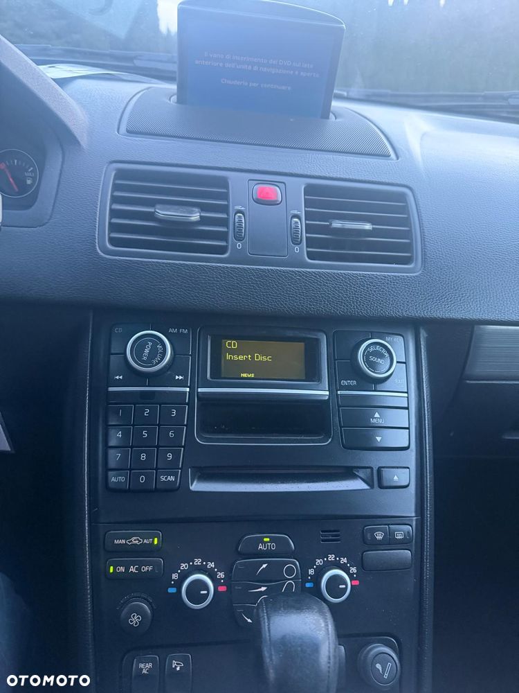 Volvo XC 90 D5 Momentum - 9