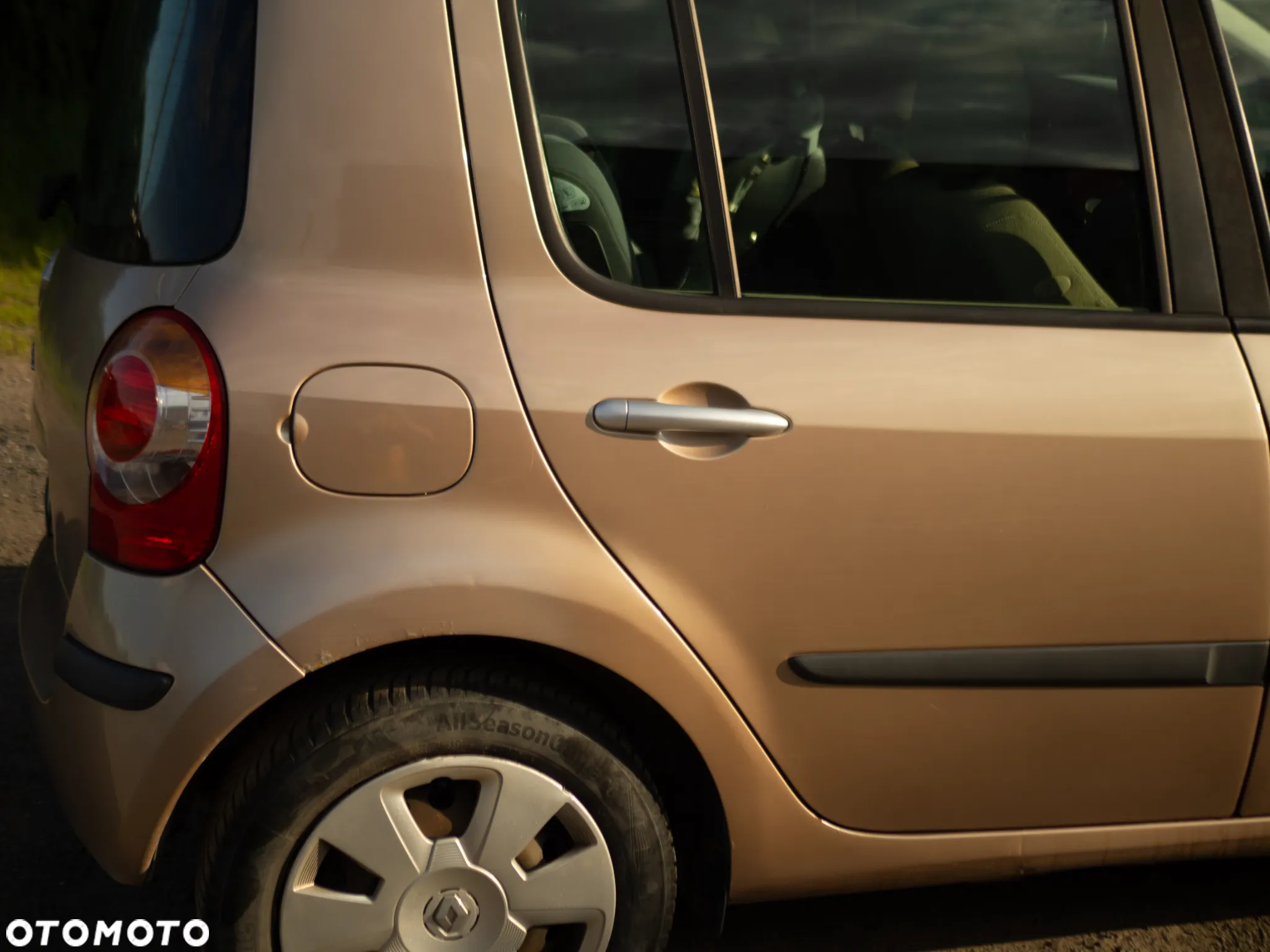 Renault Modus 1.6 16V ESP Privilege - 15