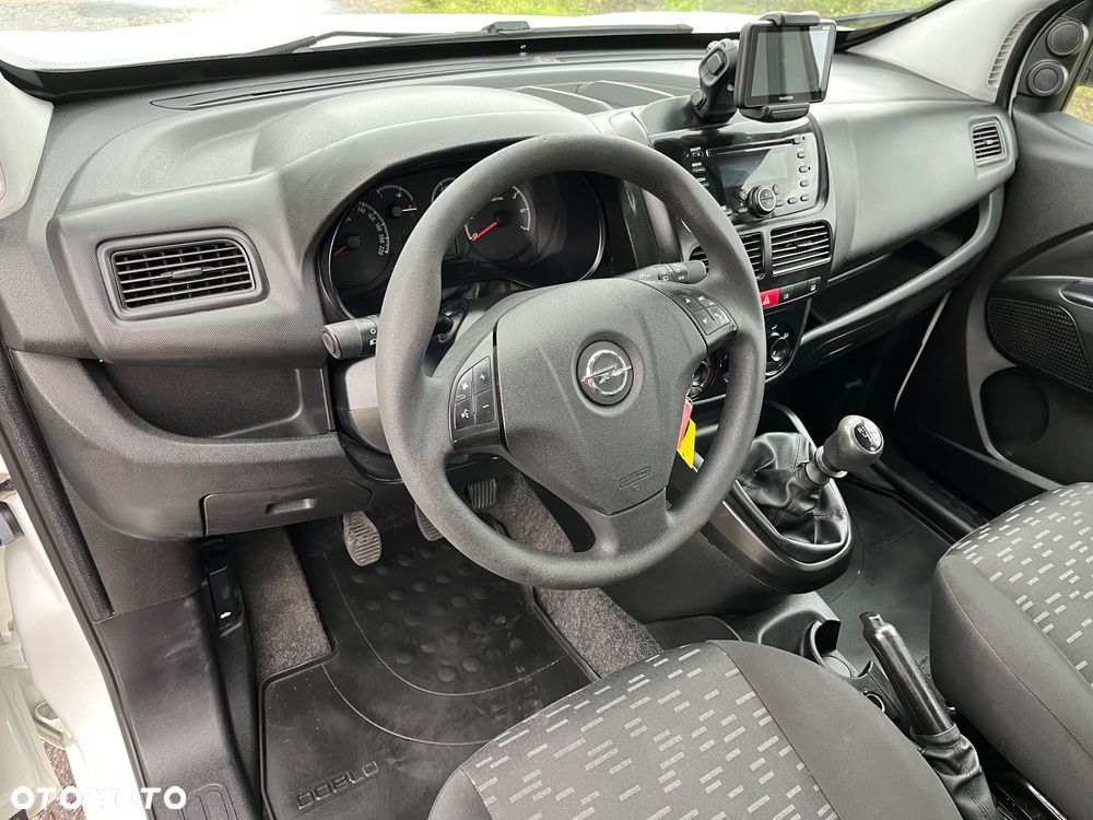 Opel Combo - 9