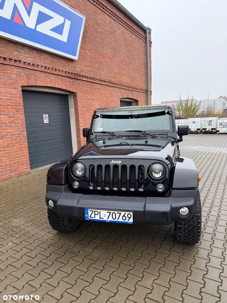 Jeep Wrangler 3.6 Unlim Sahara - 15