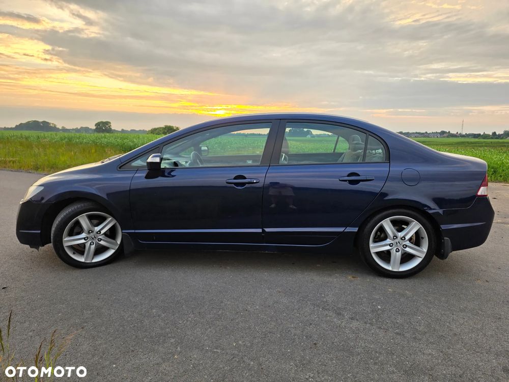 Honda Civic 1.8 Comfort - 4