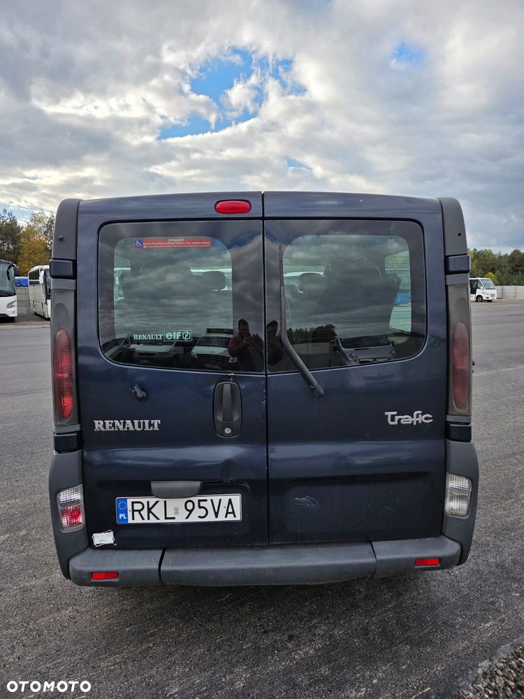 Renault Trafic 2003 photo 3