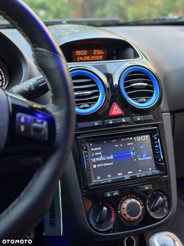 Opel Corsa 1.6T OPC - 23