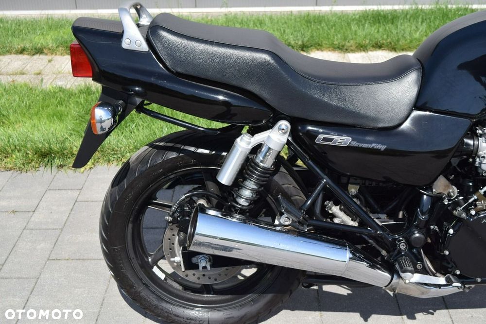Honda CB - 7