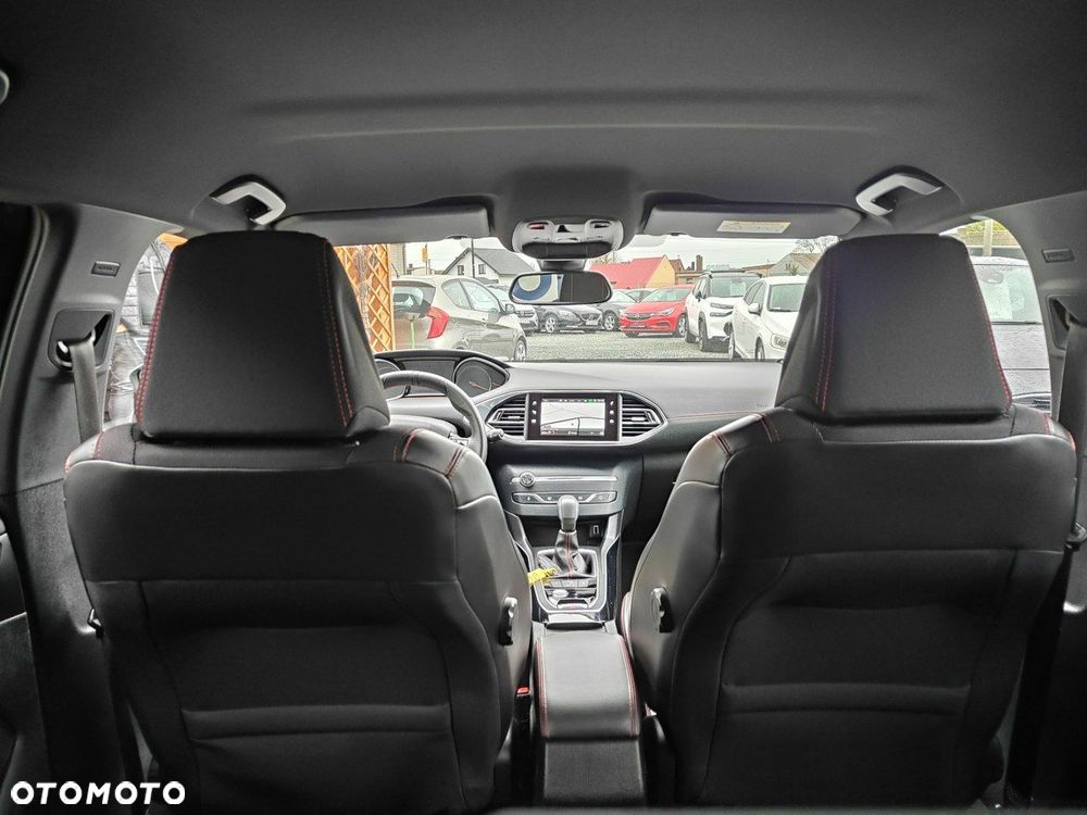 Peugeot 308 - 18