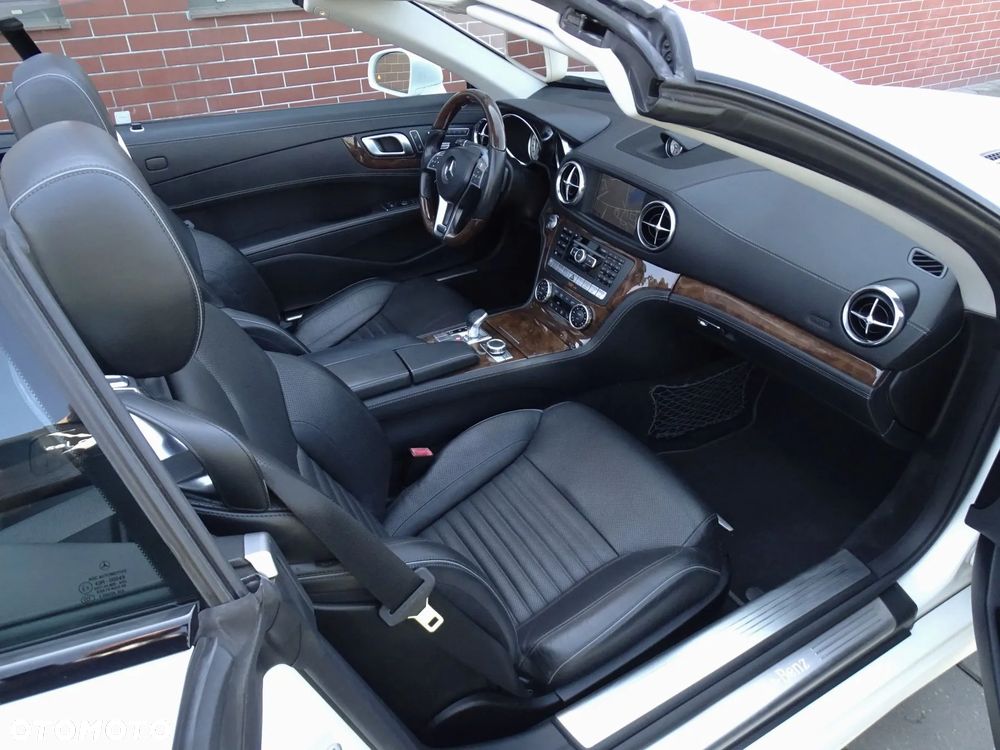 Mercedes-Benz SL 500 7G-TRONIC - 18