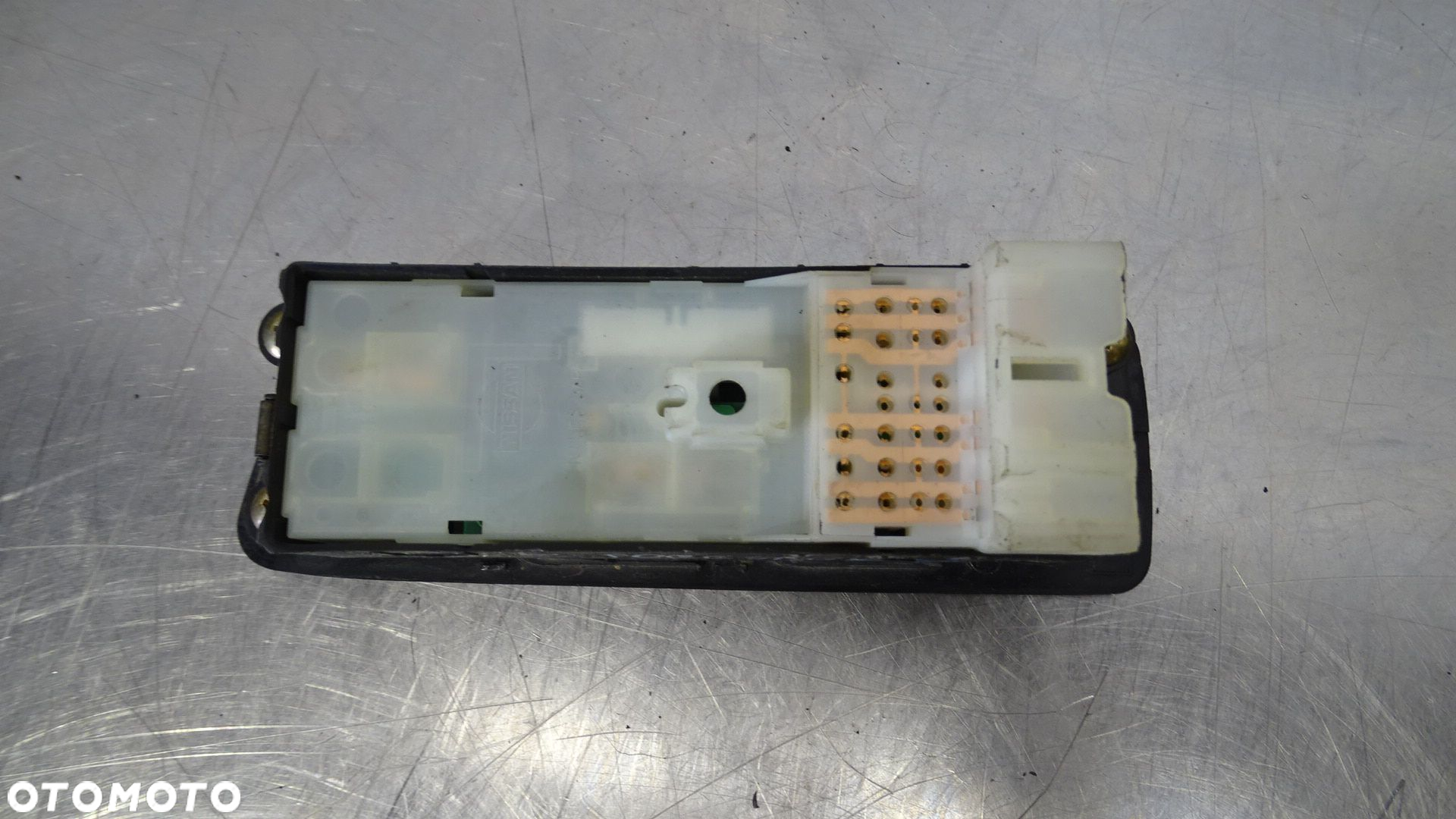 PANEL STEROWANIA SZYB SUBARU FORESTER I 2.0 - 6