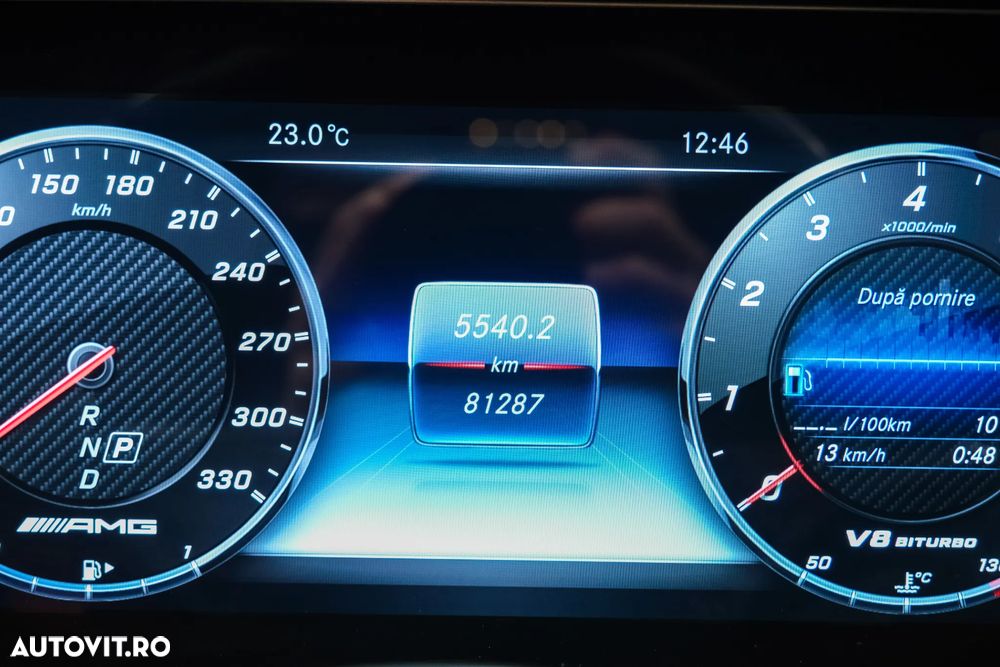 Mercedes-Benz S AMG 63 4MATIC Long Aut. - 31