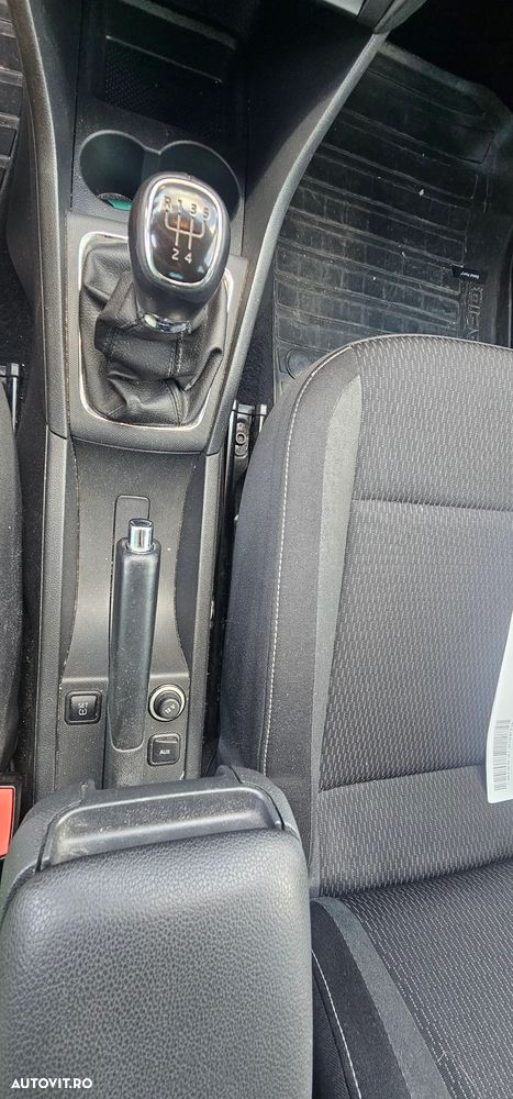Skoda RAPID 1.2 TSI Ambition - 6