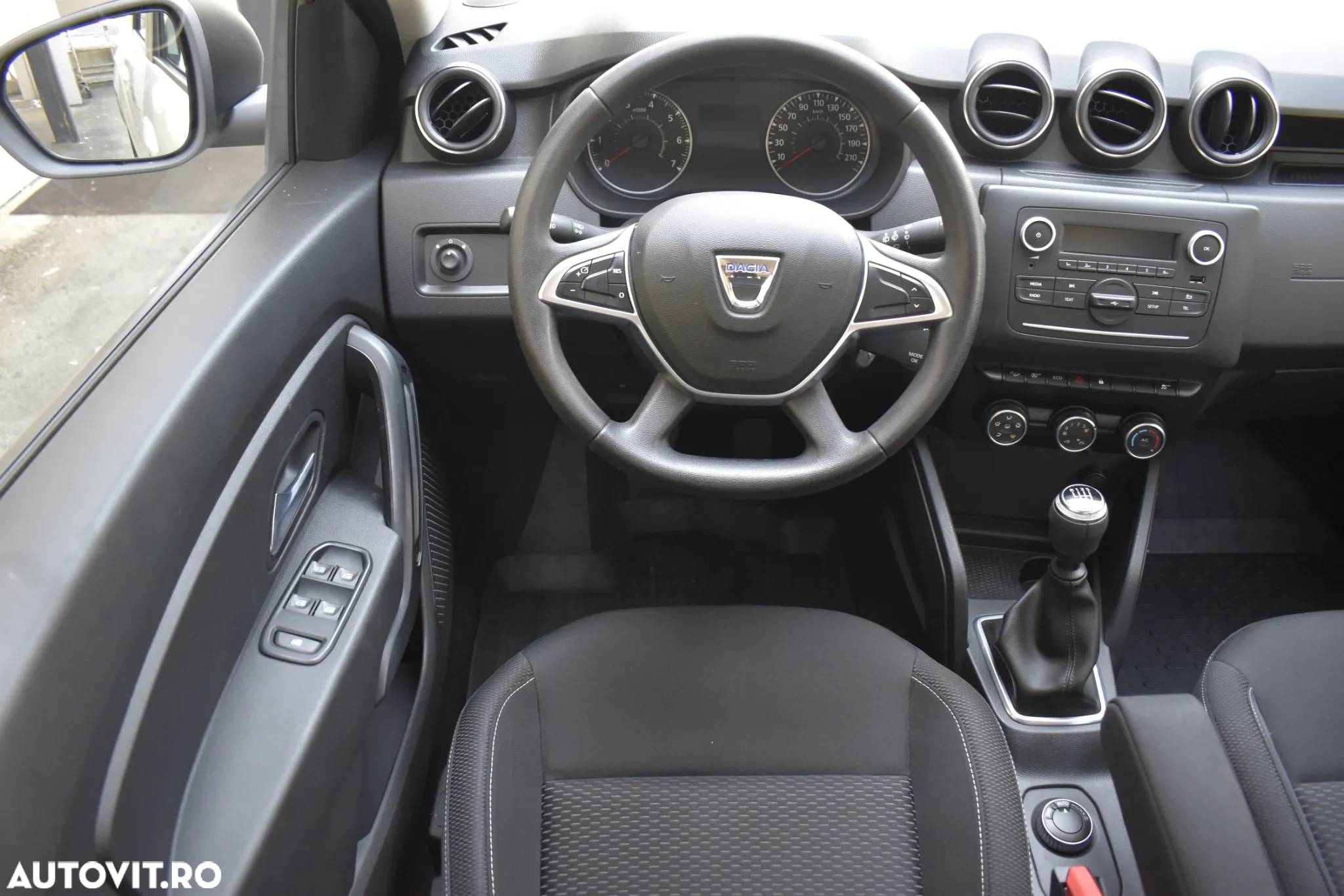 Dacia Duster 1.5 Blue dCi 4WD Comfort - 10