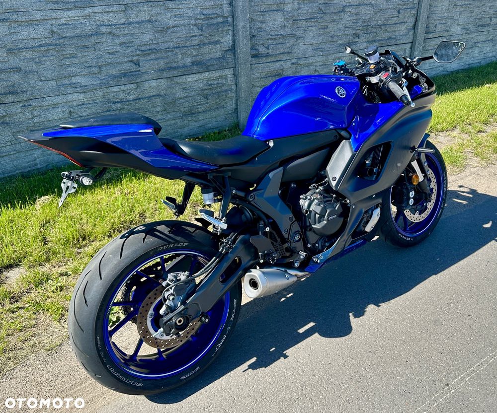 Yamaha R7 - 13