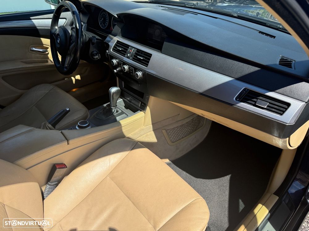 BMW 520 dA - 14