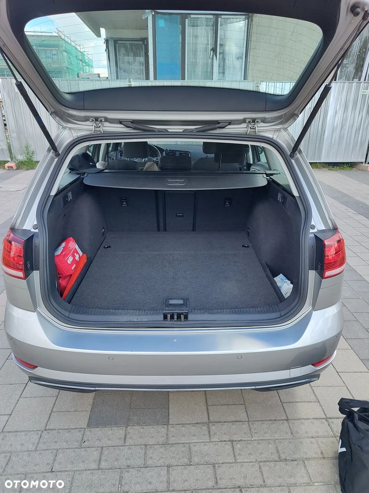 Volkswagen Golf 1.6 TDI BMT Highline DSG - 27