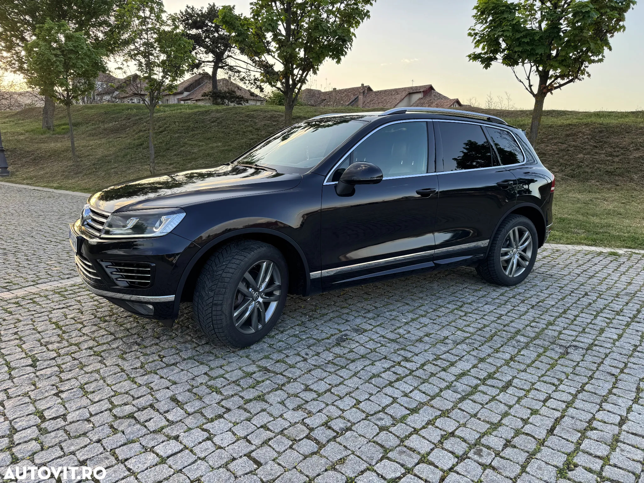 Volkswagen Touareg V6 TDI BMT Supreme Plus - 2