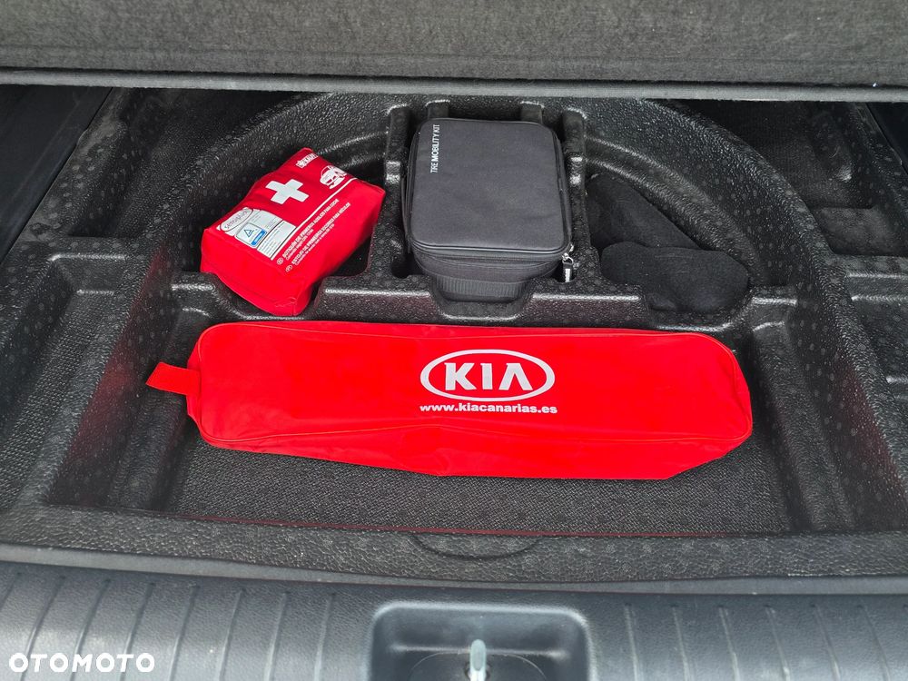 Kia Sportage 1.6 GDI 2WD Attract - 16