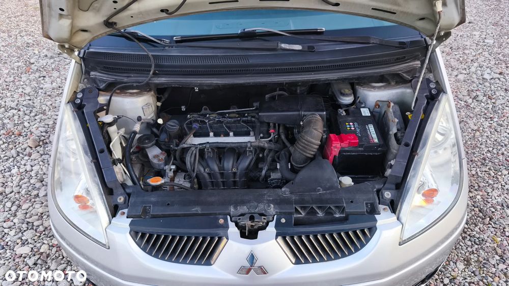 Mitsubishi Colt - 34