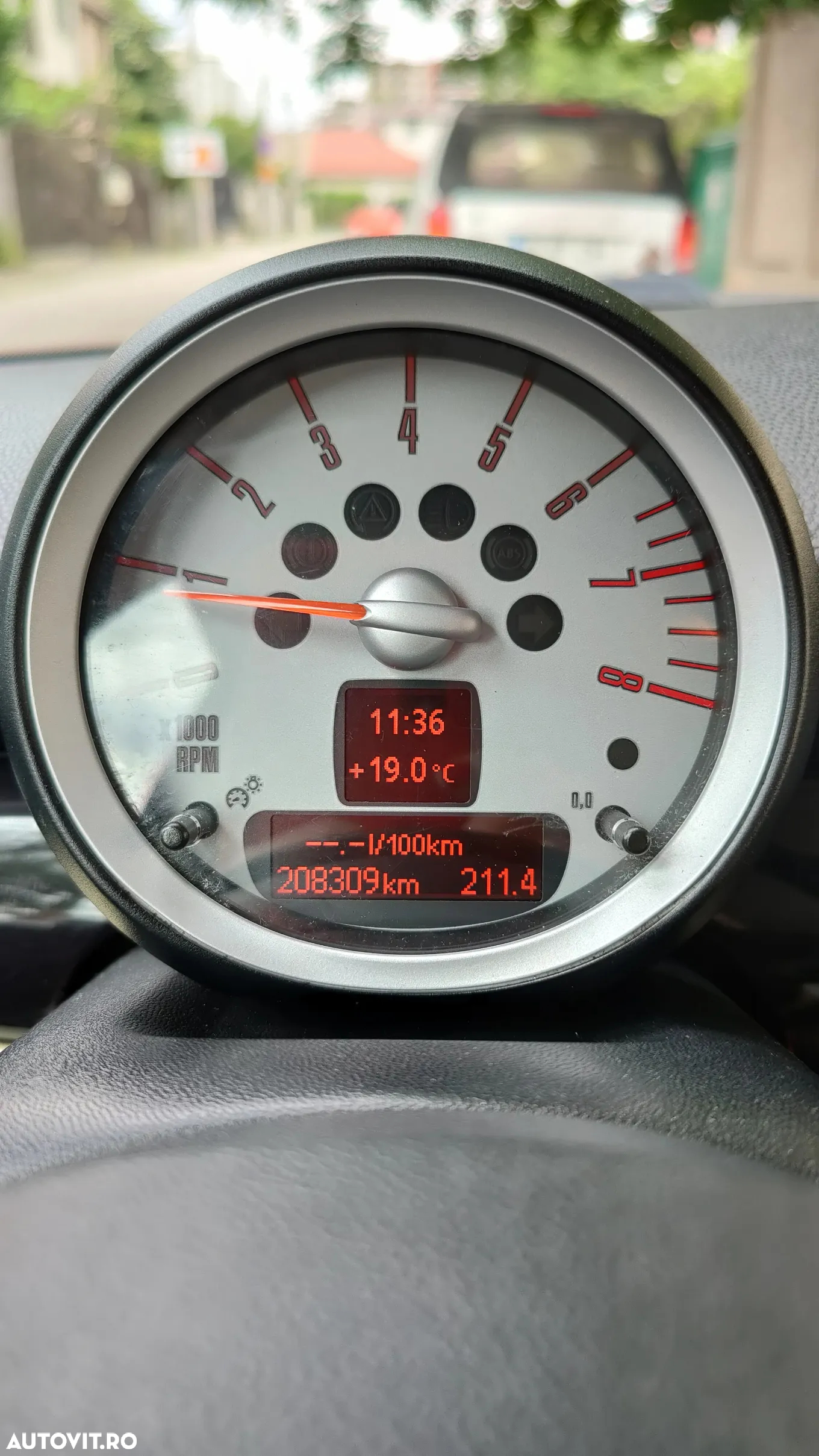 Mini Cooper S Standard - 5