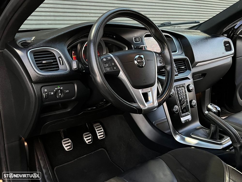 Volvo V40 2.0 D2 R-Design - 14
