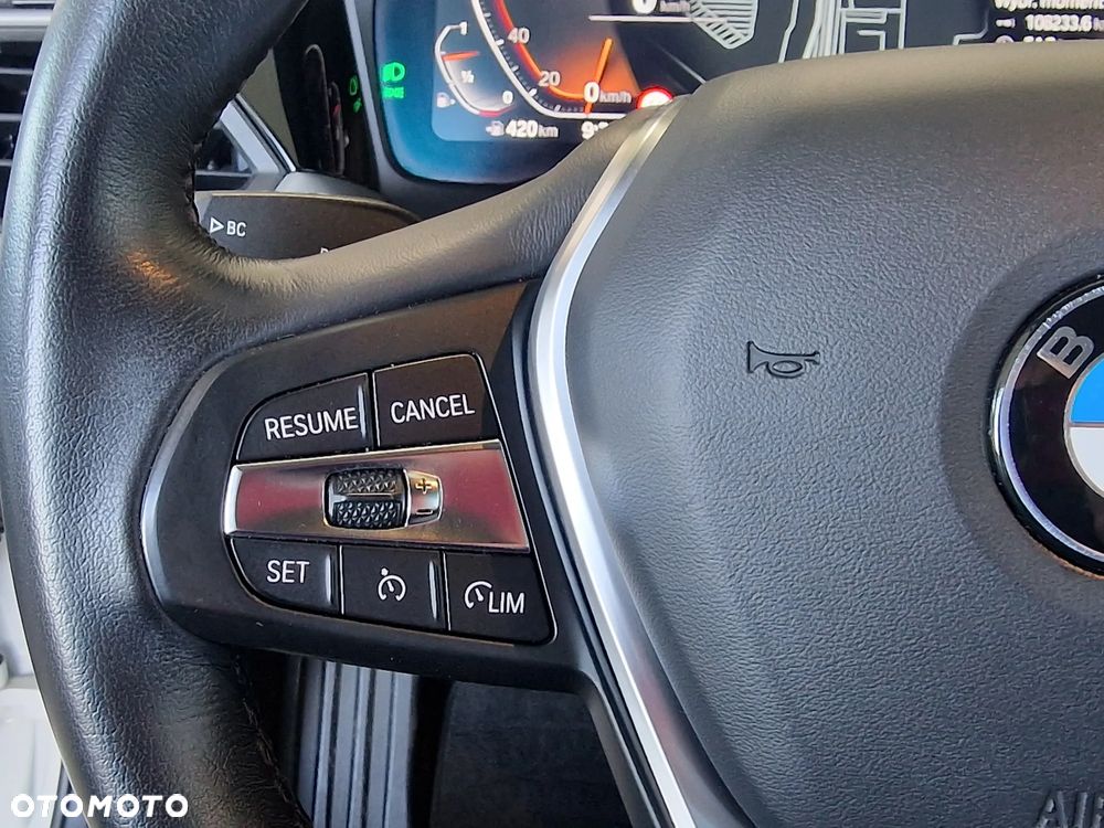 BMW Seria 3 318i Advantage - 17