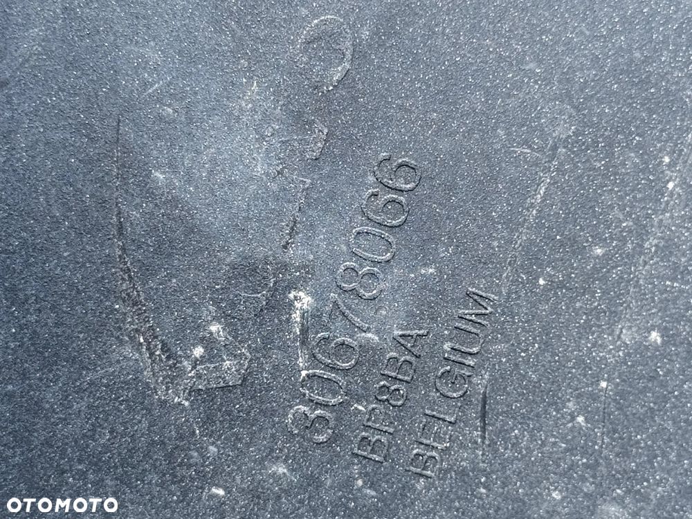 ZDERZAK TYŁ TYLNY VOLVO V50 2004-2008 OE 30678066 - 12