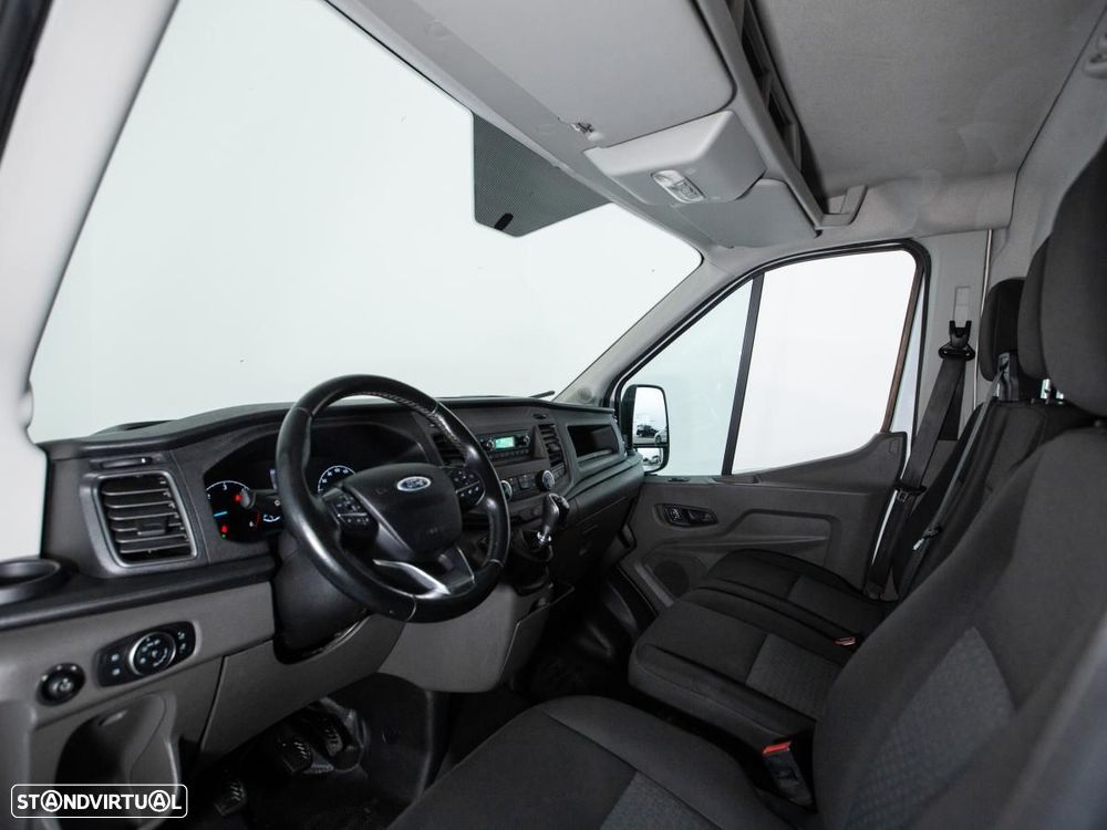 Ford Transit - 9
