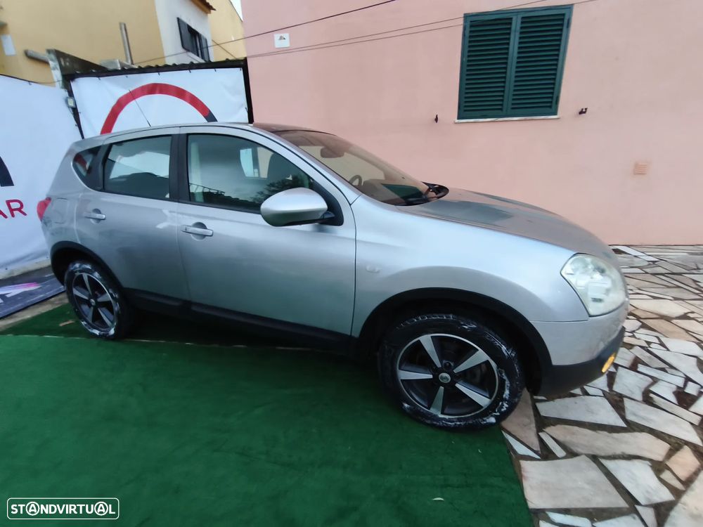 Nissan Qashqai 2.0 dCi Backstage NAVI FPD - 47