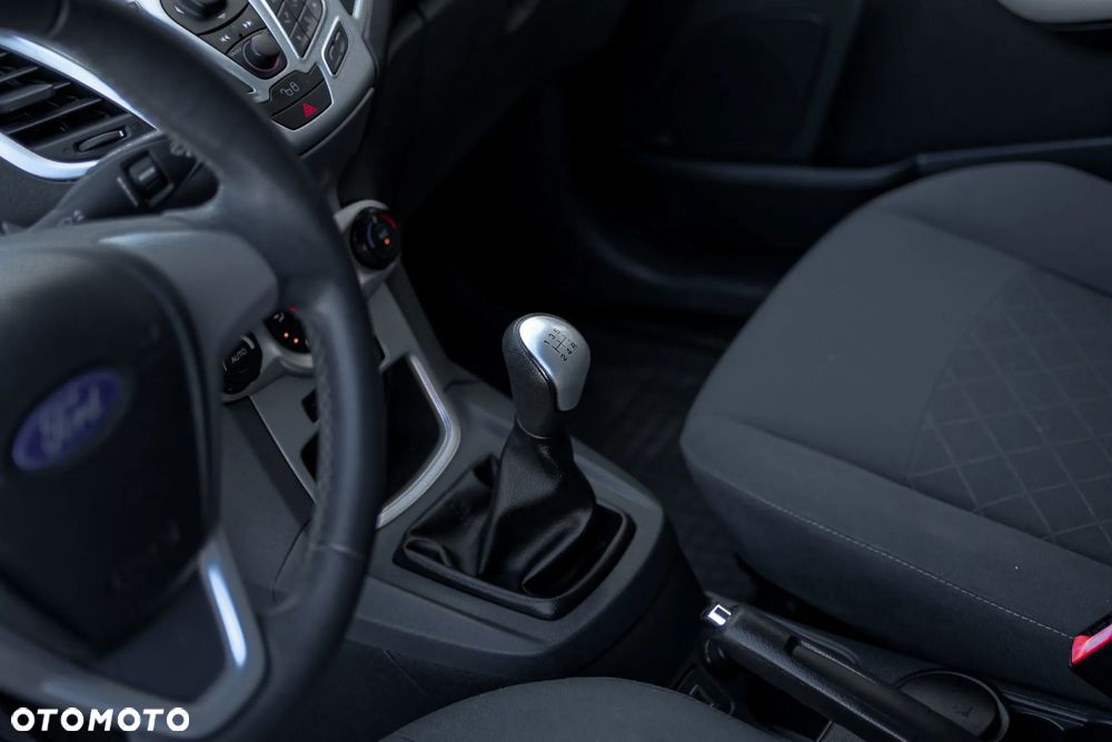 Ford Fiesta 1.25 Titanium EU6 - 15