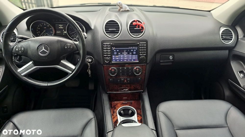 Mercedes-Benz ML 350 4-Matic - 17
