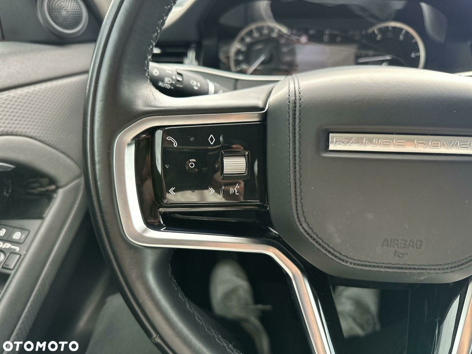 Land Rover Range Rover Evoque - 17
