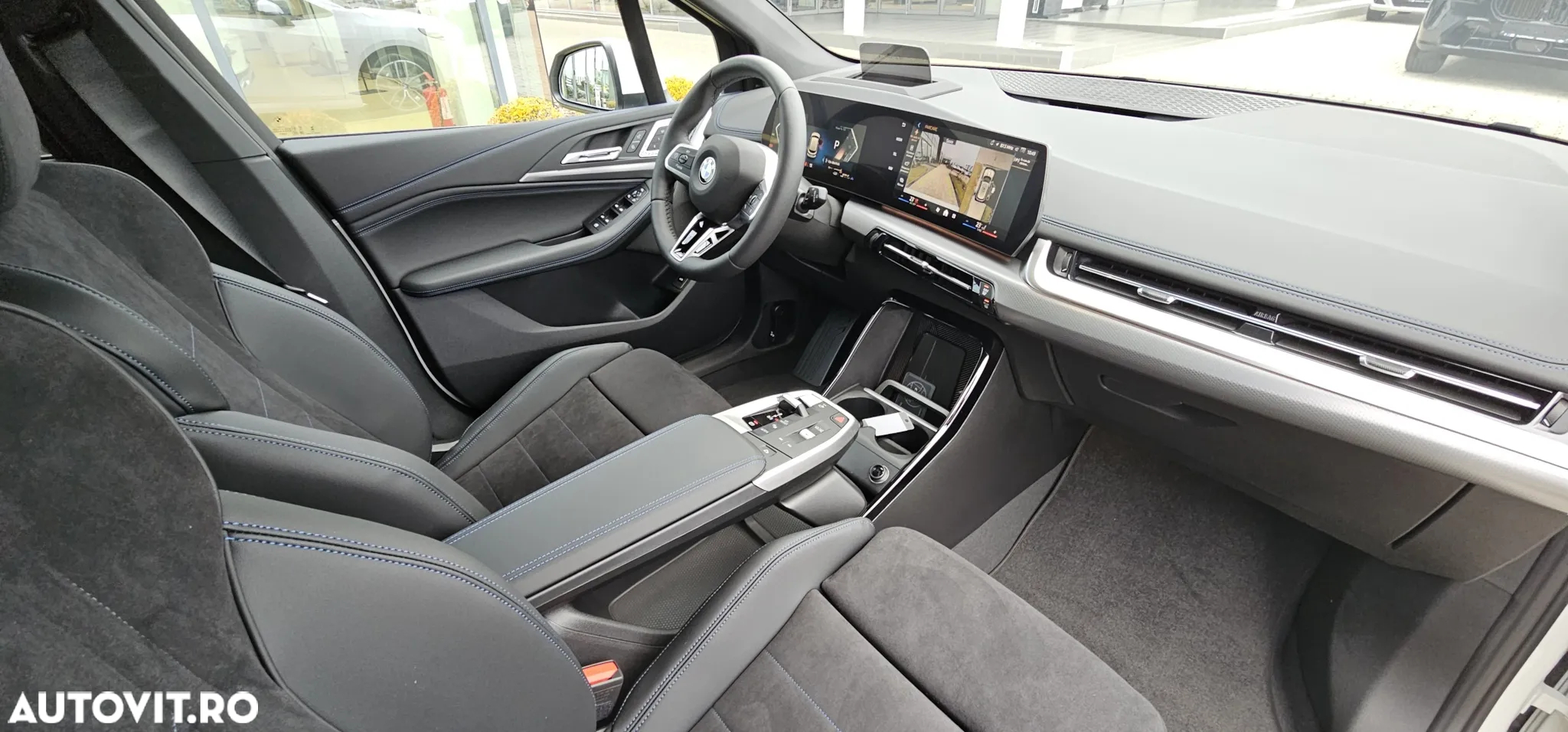 BMW Seria 2 220i AT MHEV - 8