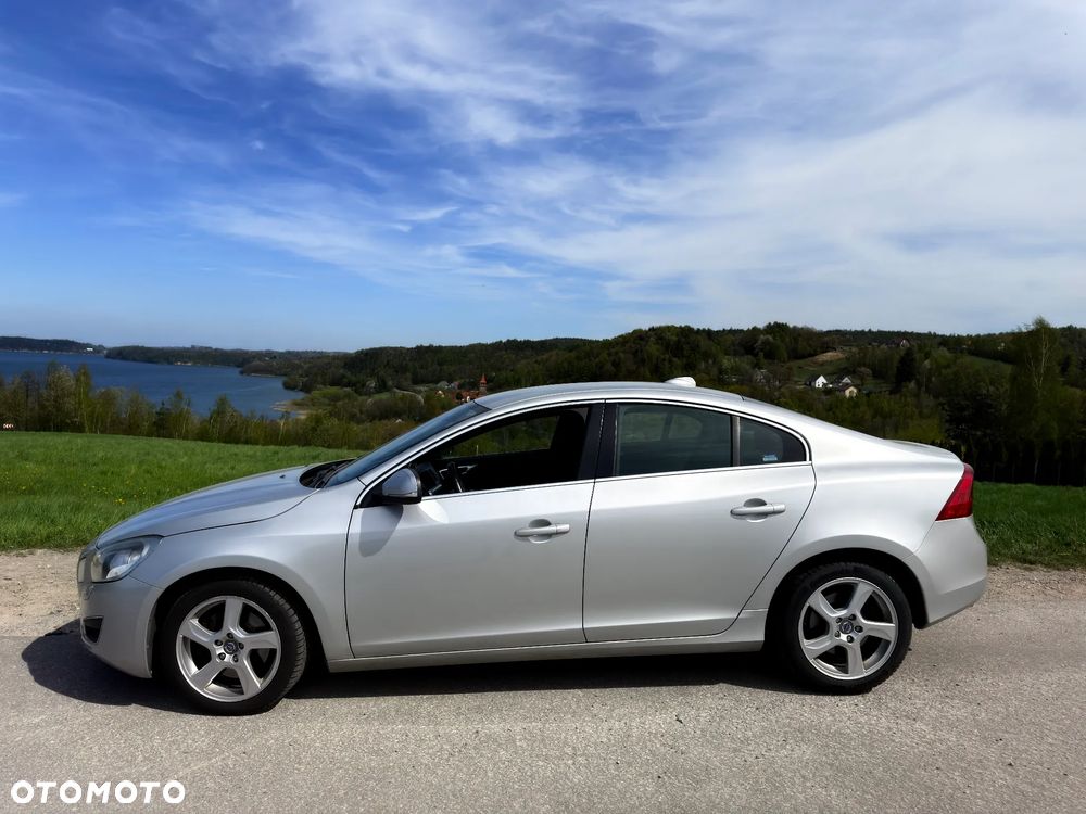 Volvo S60 D5 Momentum - 4