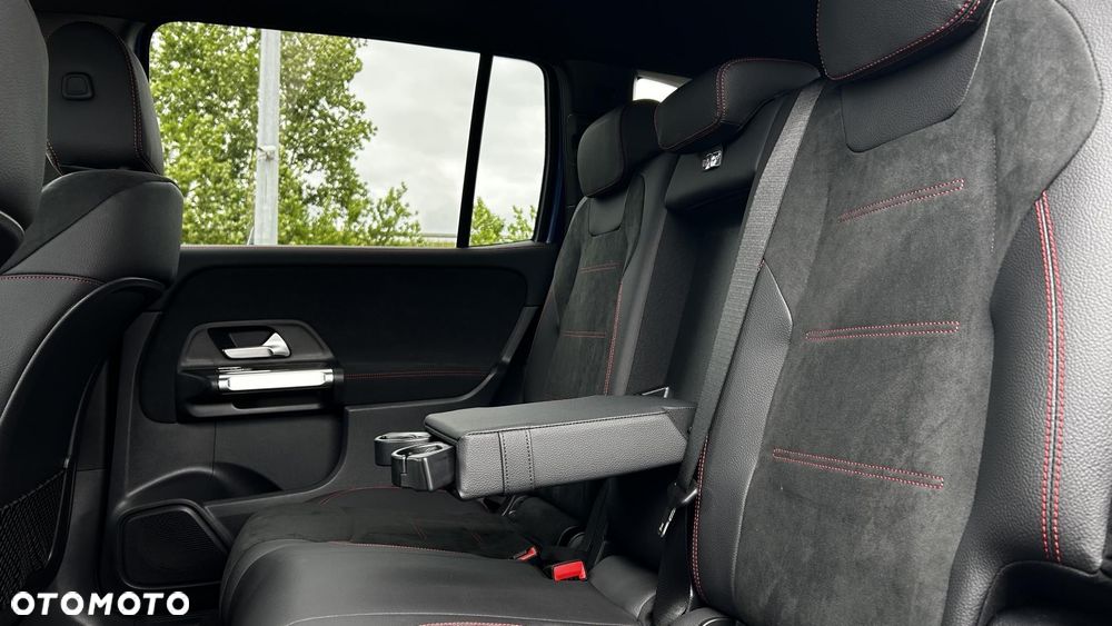Mercedes-Benz GLB 200 AMG Line 7G-DCT - 27