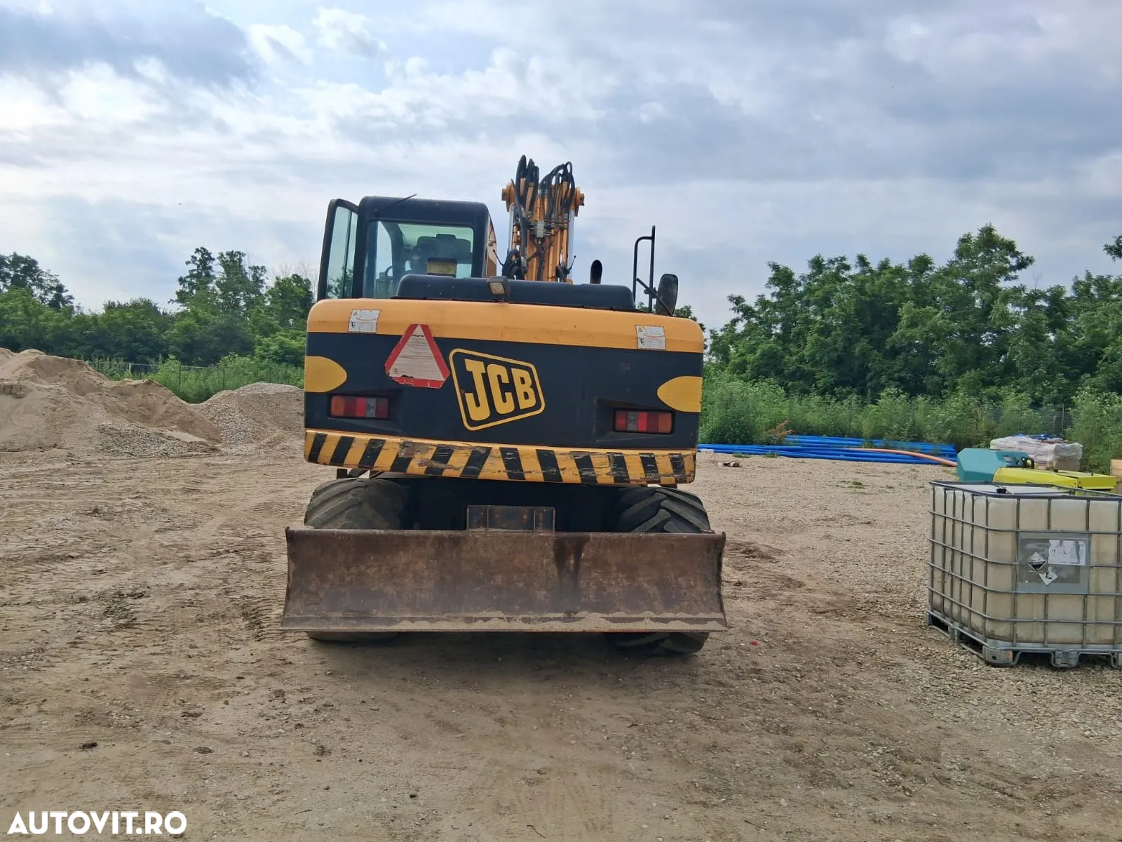 JCB JS145W - 3