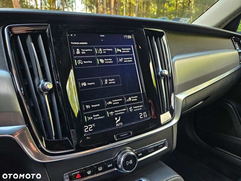 Volvo V90 T5 Momentum - 40