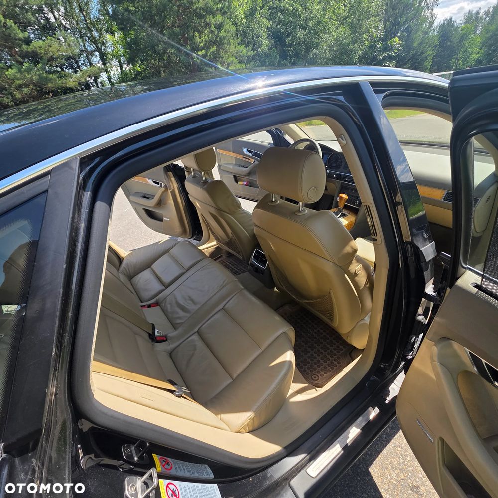 Audi A6 Limousine 3.2 FSI Quattro Tiptronic - 12