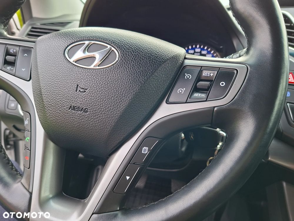 Hyundai i40 Kombi 1.7 CRDi Premium - 23