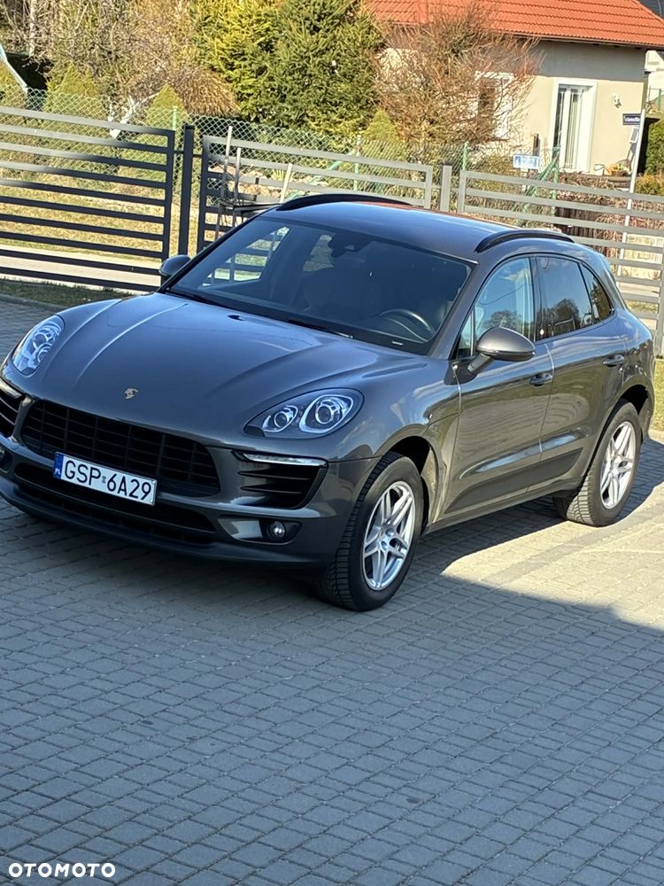 Porsche Macan - 1