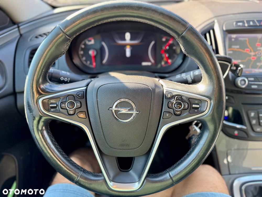 Opel Insignia - 13