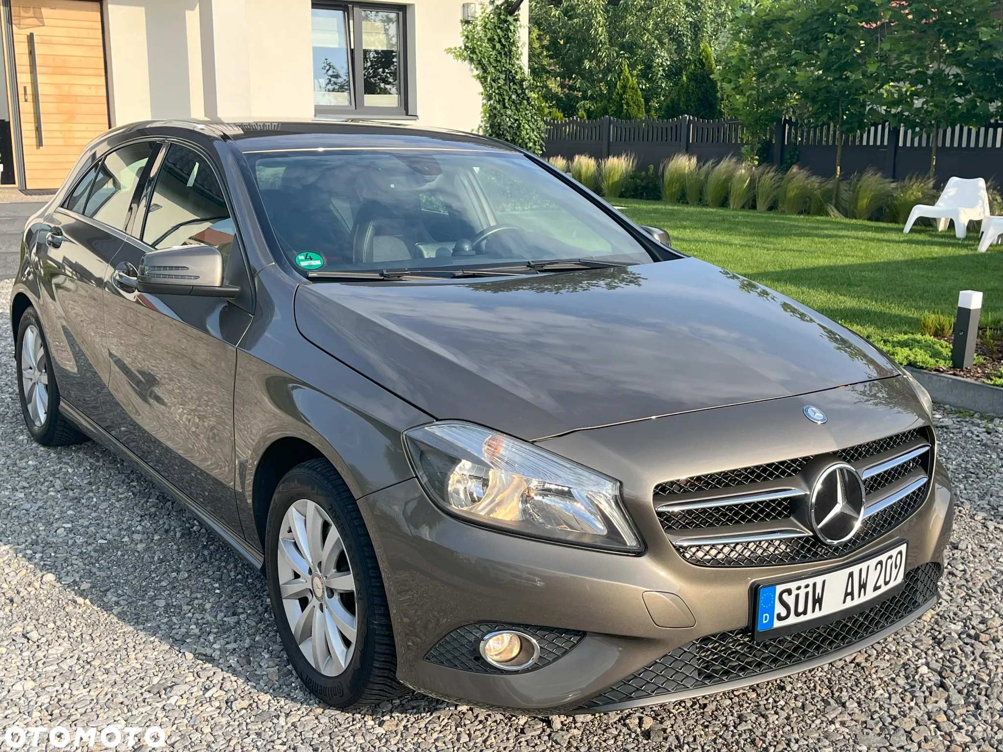 Mercedes-Benz Klasa A 180 (BlueEFFICIENCY) - 25